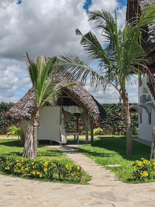 Kupenda House - Milele Resort Tamu, 瓦塔穆 外观 照片